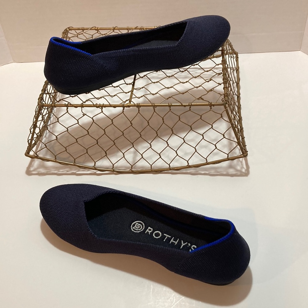 Rothy’s The Flat Size 6.5 Women’s Navy Blue Rounded Toe Shoes